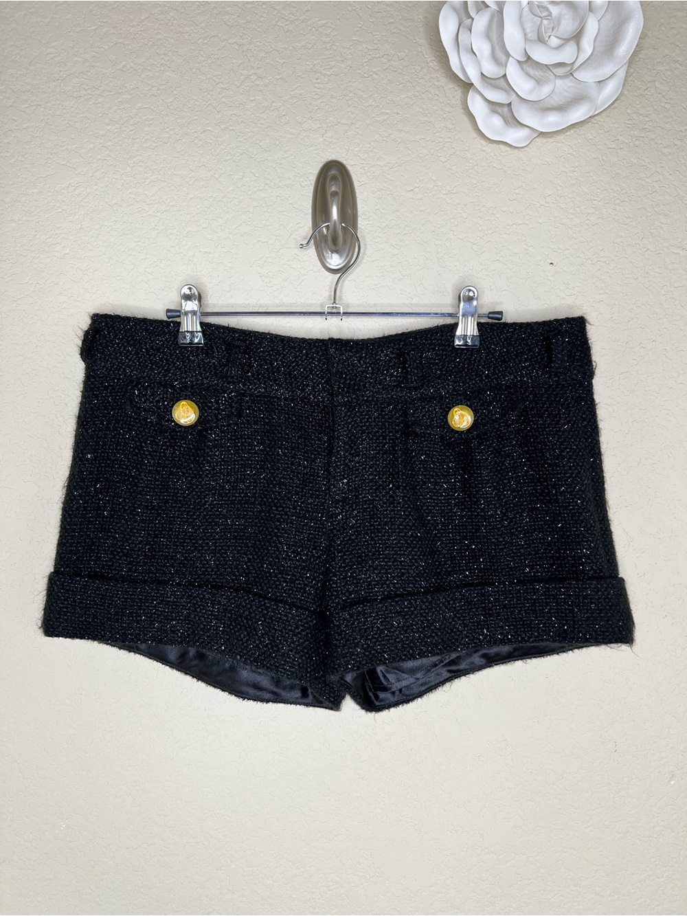 NTM: GUESS Black Metallic Bouclé Tweed Cuffed Shorts Gold Buttons Size 31